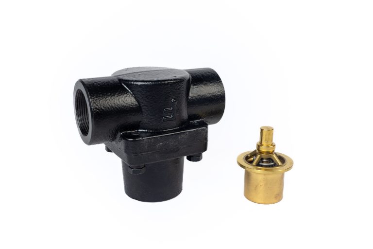 Thermostatic valve housings